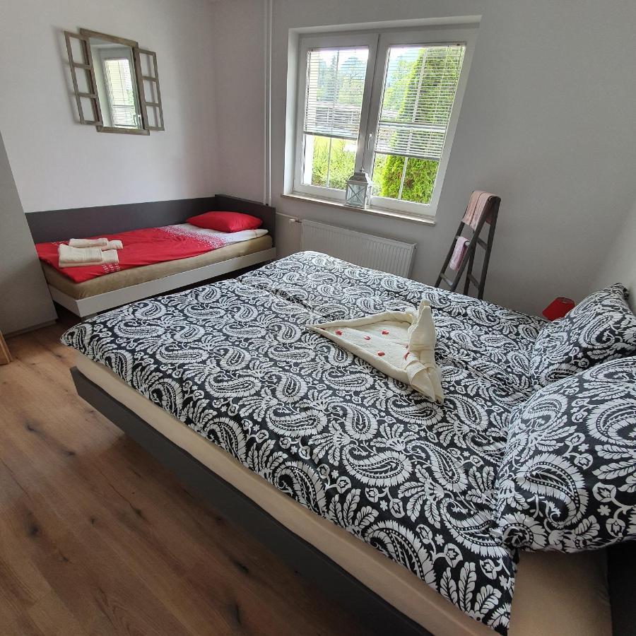 Apartma Rozle موجسترانا المظهر الخارجي الصورة