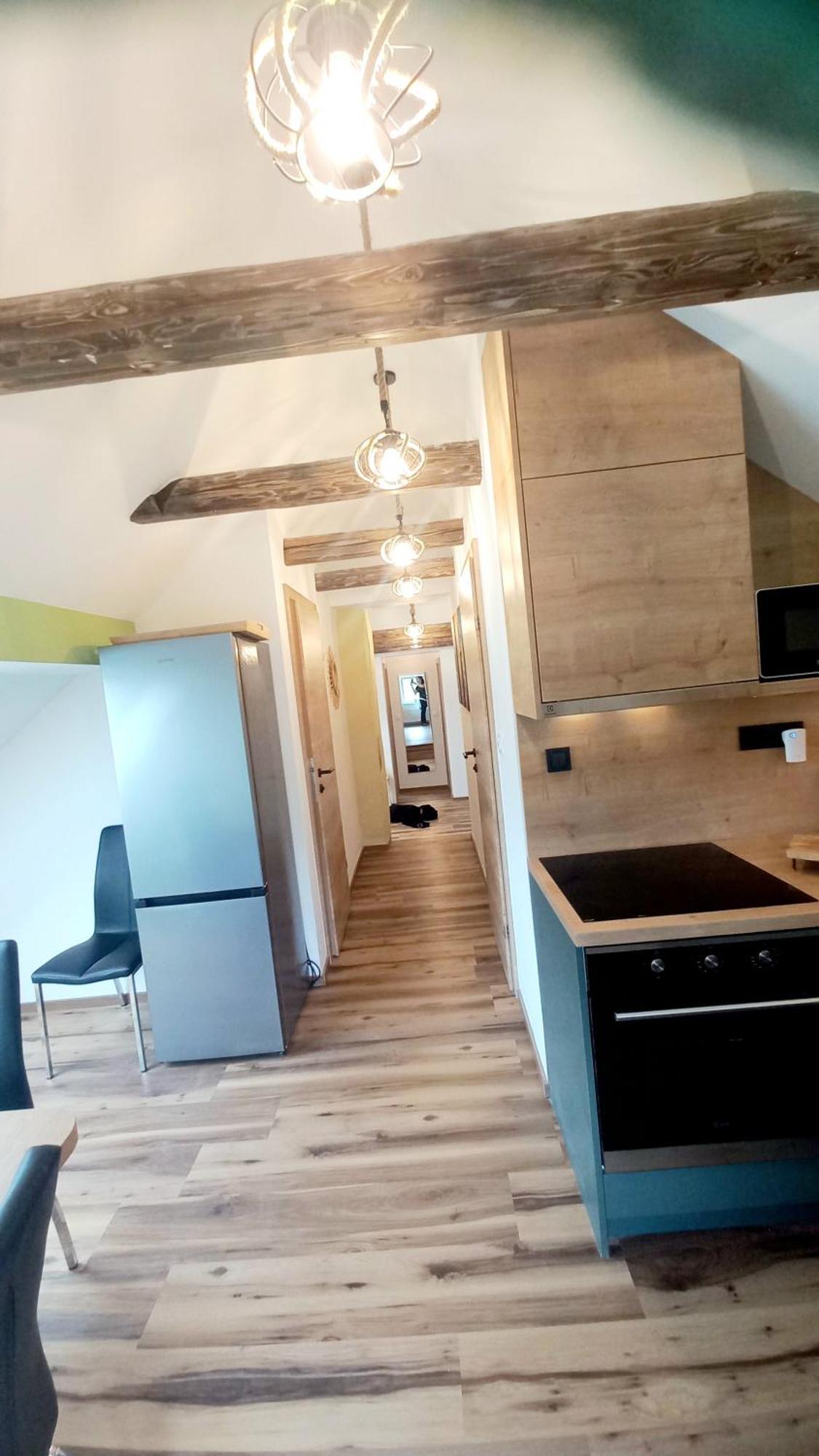 Apartma Rozle موجسترانا المظهر الخارجي الصورة